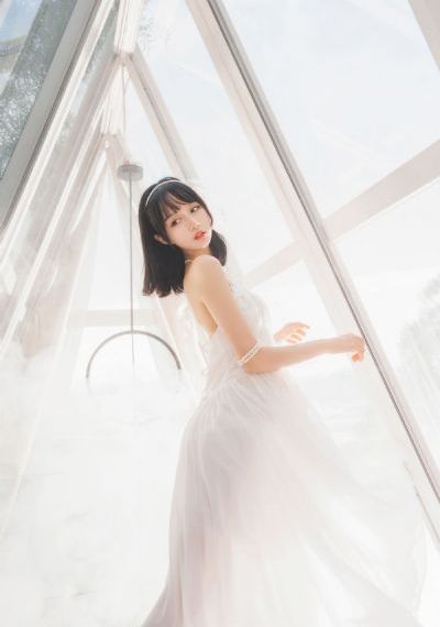 轻佻黑寡妇在线观看