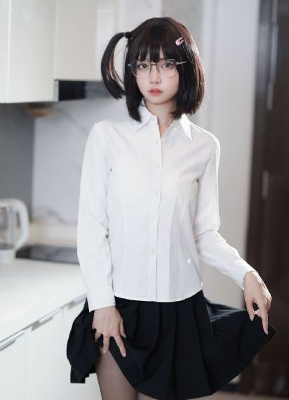 女口述最爽的3p性经历