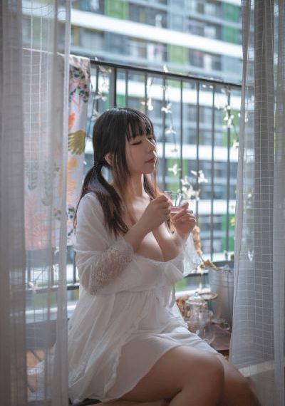 调教美女网站