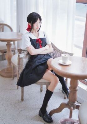 快乐的保姆在线观看