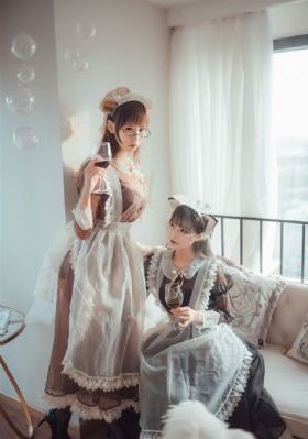 年轻的邻居5在线观看